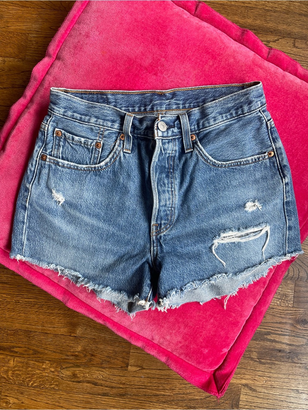 Levi’s 501 Shorts Women